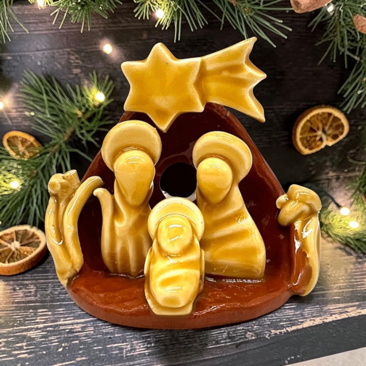 Piccolo Presepe in ceramica artigianale fatto a mano