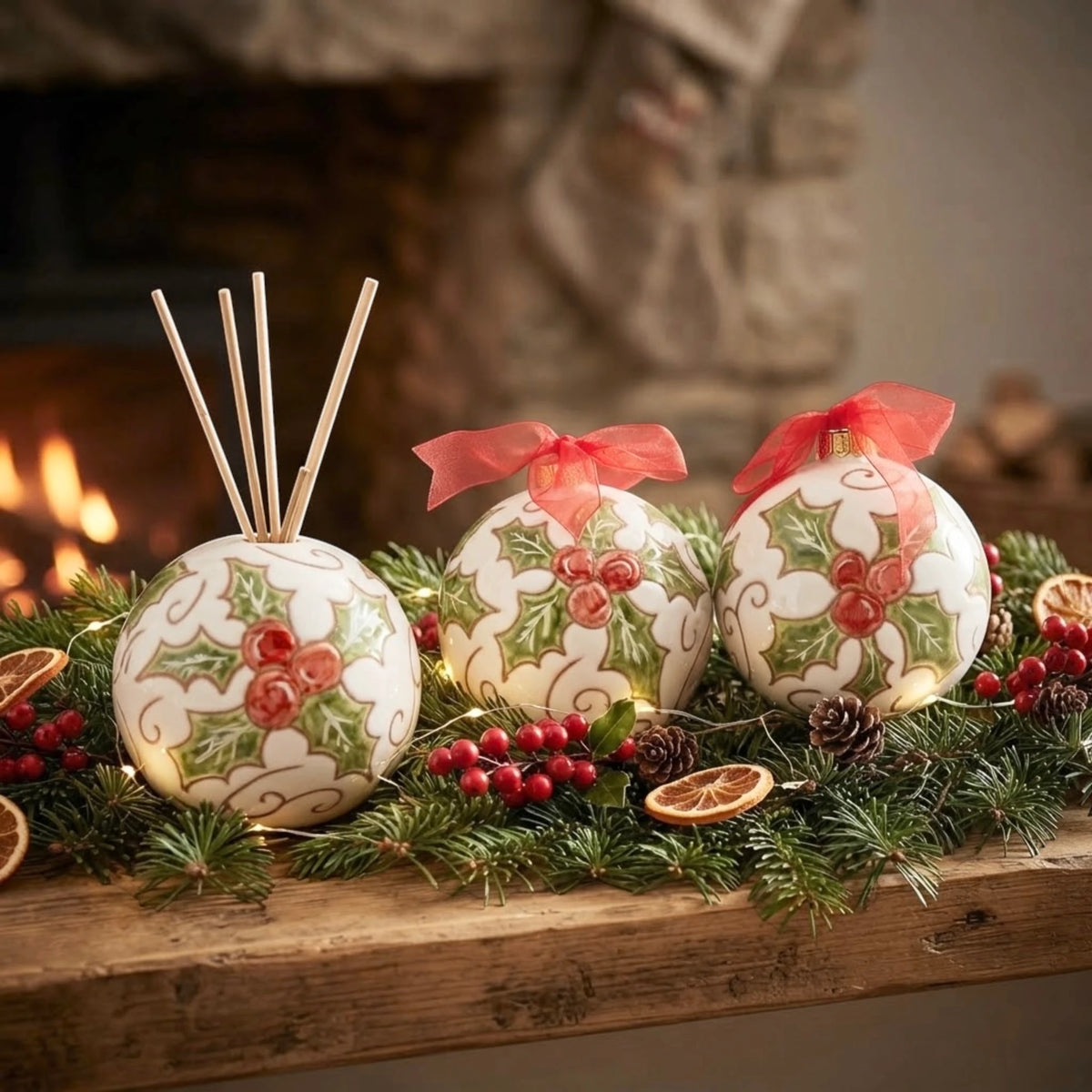 Set regalo Natale 2026 in ceramica artigianale – Agrifoglio